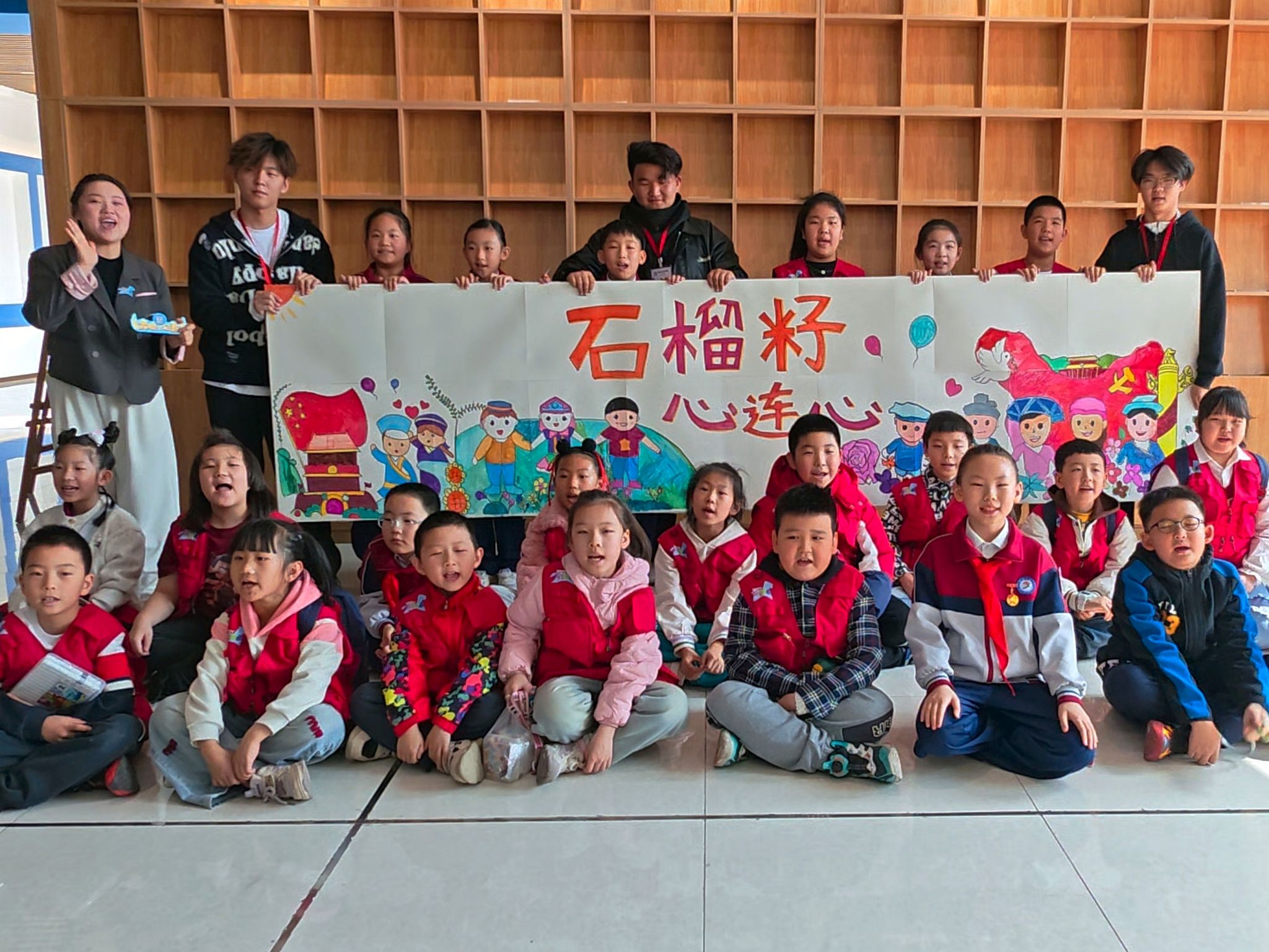 米乐官网与内蒙古广播电视台联合开展“一馆看千年”奔腾小记者团社会实践活动